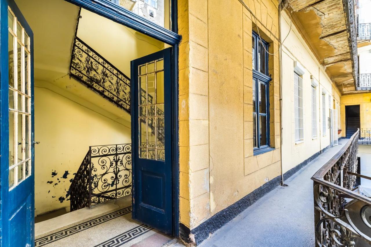 Cosy Studios In The Heart Of The City 부다페스트 외부 사진