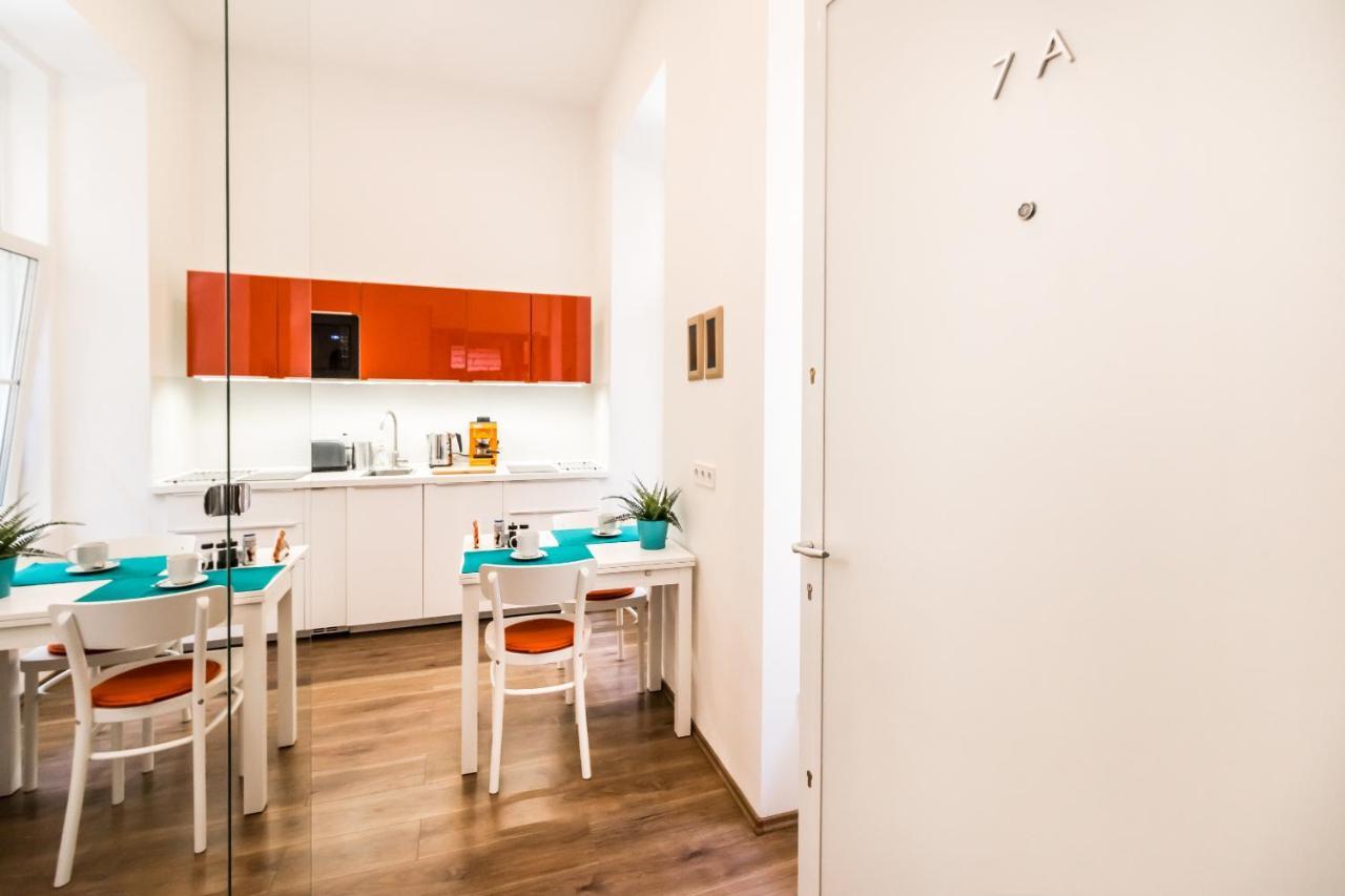 Cosy Studios In The Heart Of The City 부다페스트 외부 사진
