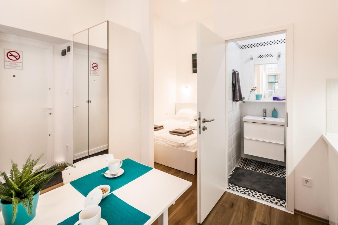 Cosy Studios In The Heart Of The City 부다페스트 외부 사진